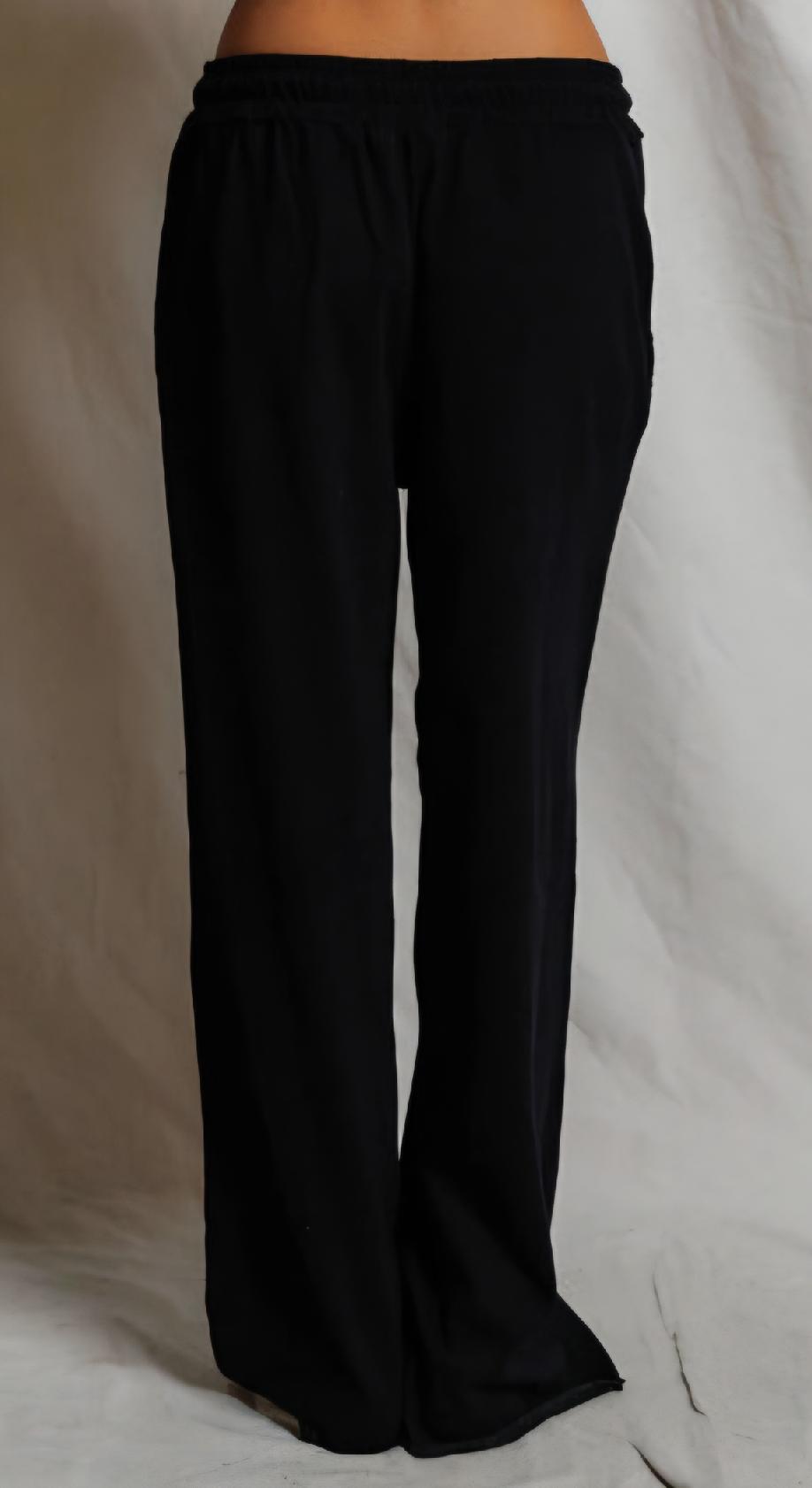 Shakira Pant