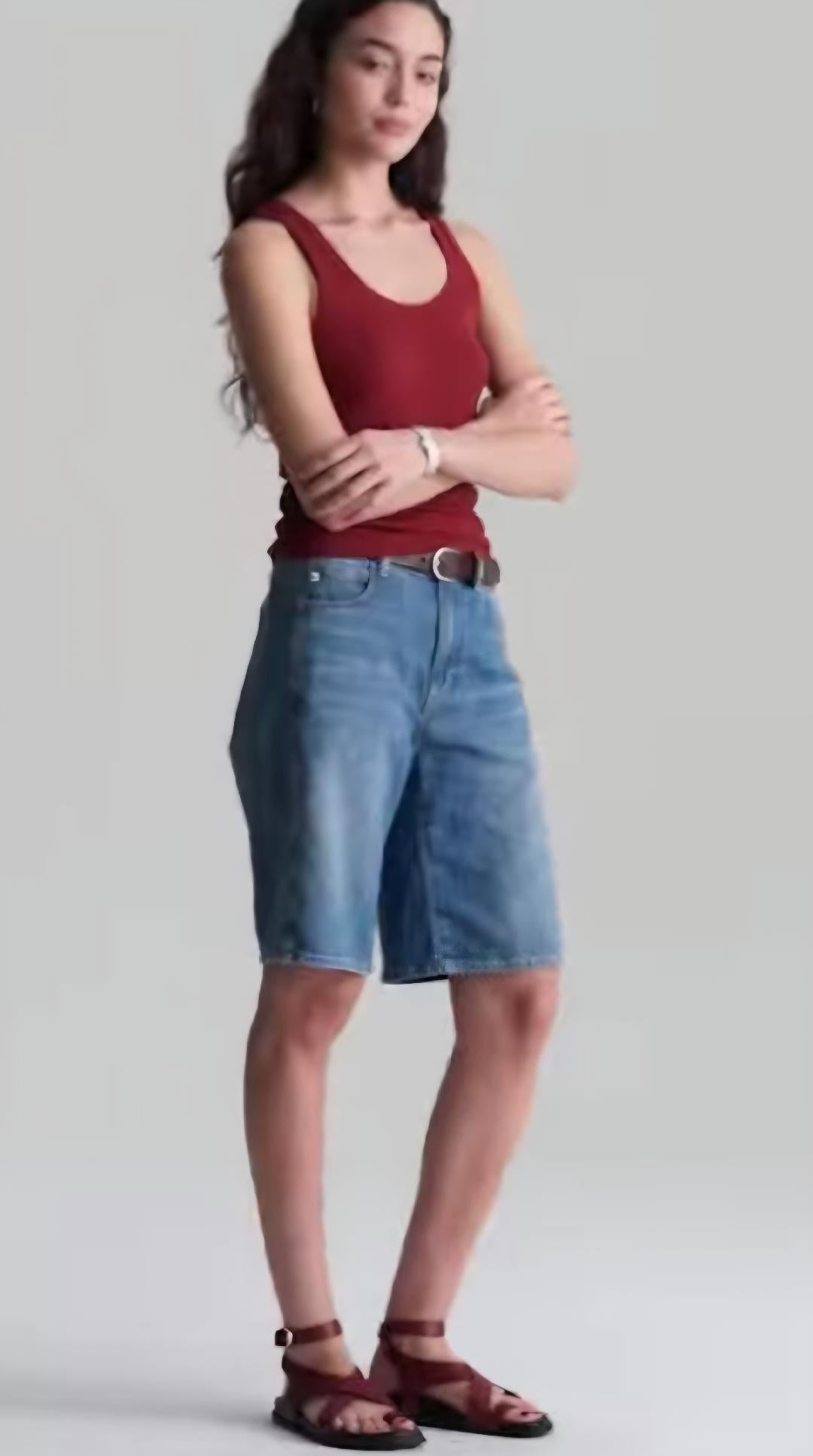 Thalia Short