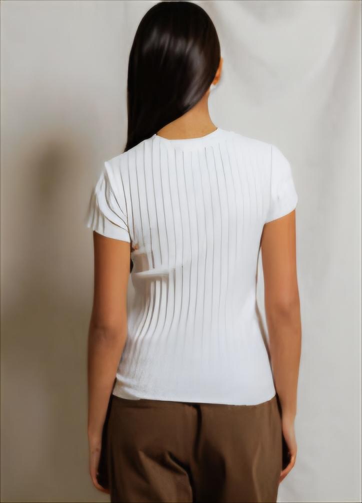 Suri Tee