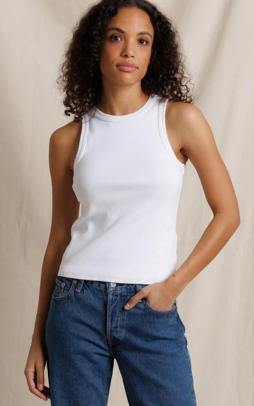 Daphne Tank